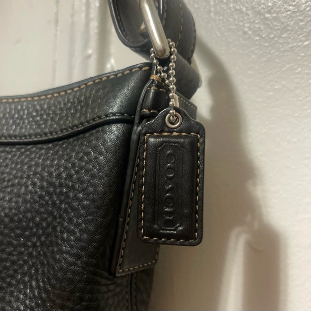 Coach Vintage Shoulder Black Leather Bag - Picture 8 of 10